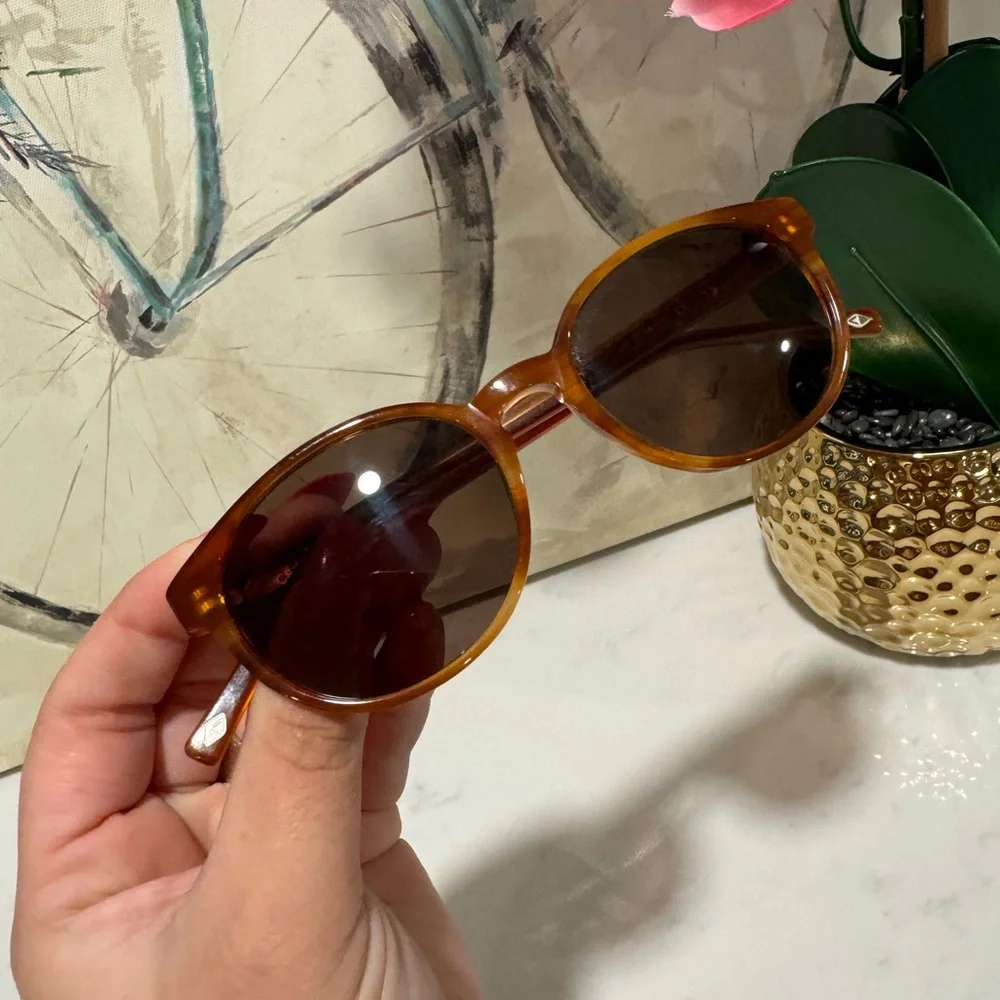 FINAL SALE✨  MAIN + CENTRAL bunbury brown horn sunglasses 🤎